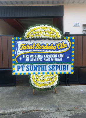Papan Bunga Duka di Arenjaya