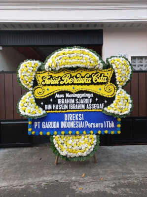 Papan Bunga Duka di Arenjaya