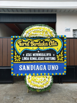 Papan Bunga Duka di Arenjaya